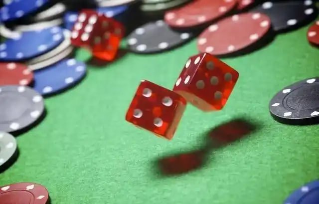 Ilustrasi pengaturan anggaran dan kontrol transaksi deposit secara bertanggung jawab